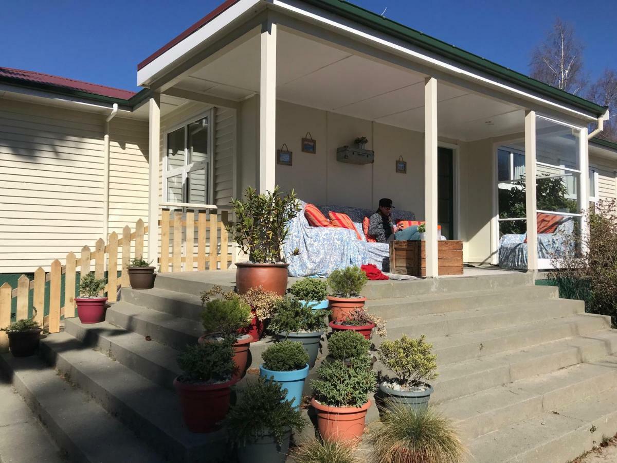 Tailor Made Tekapo Accommodation - Guesthouse & Hostel Lake Tekapo Exterior foto